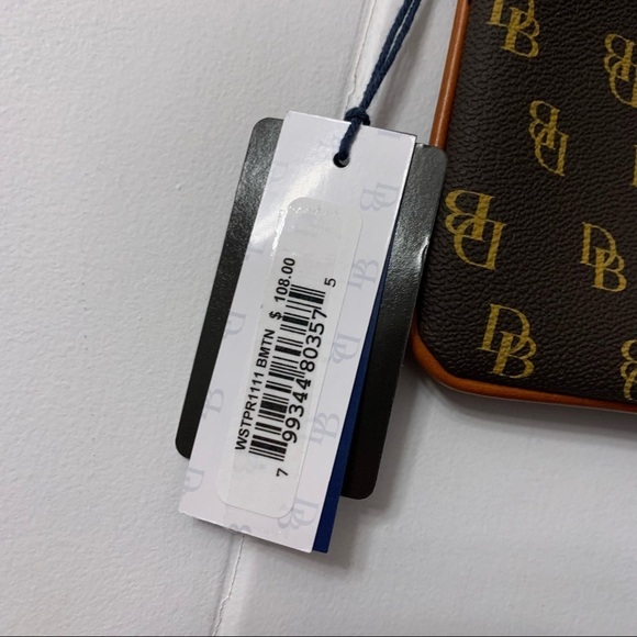 NEW Dooney & Bourke New England Patriots NFL Wrist Pouch DB Brady Logo Rare $108 - Picture 4 of 10